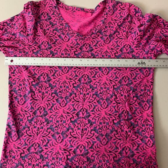 Fresh Produce Top Size Medium Pink Purple V Neck 3/4 Sleeve Cotton Damask Print - Picture 8 of 12
